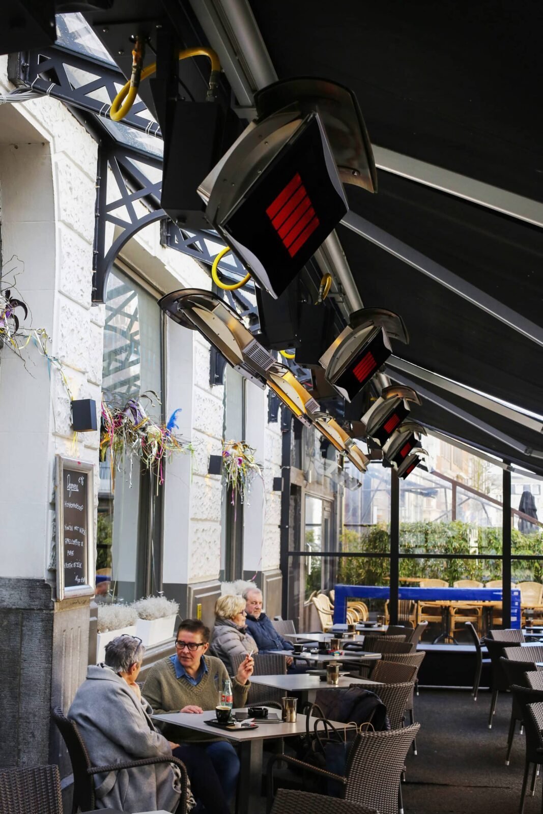 Bromic Gas Heat Deflectors - Viva Alfresco