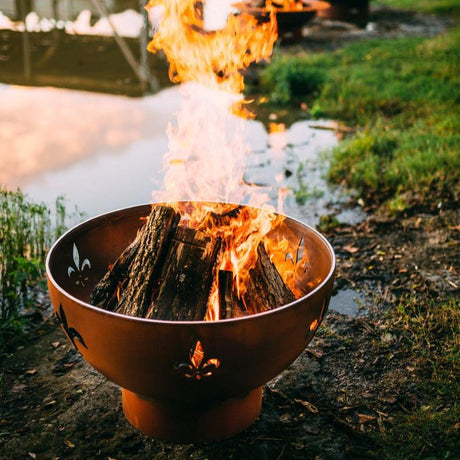 Fleur de Lis Fire Pit - Viva Alfresco