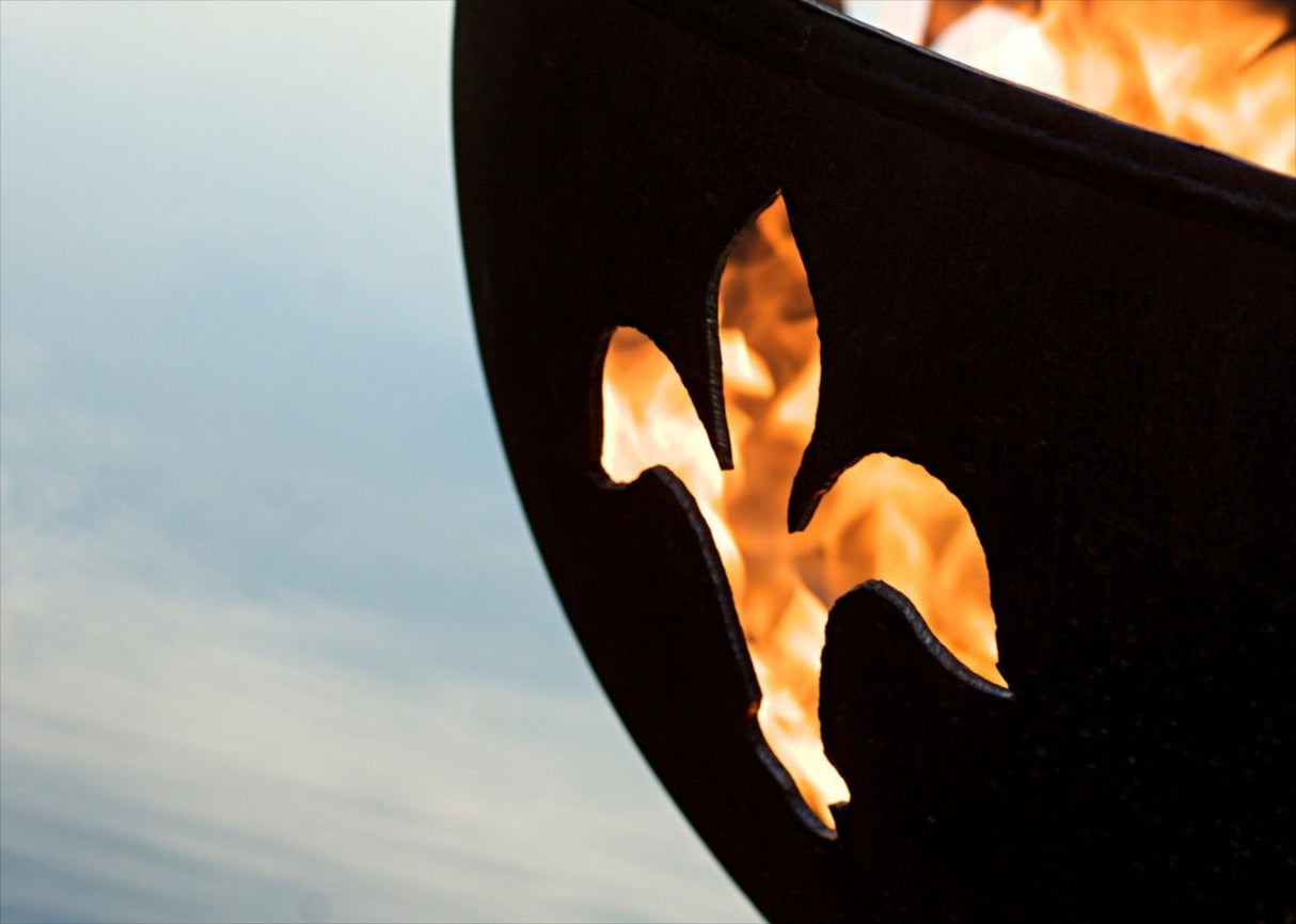 Fleur de Lis Fire Pit - Viva Alfresco
